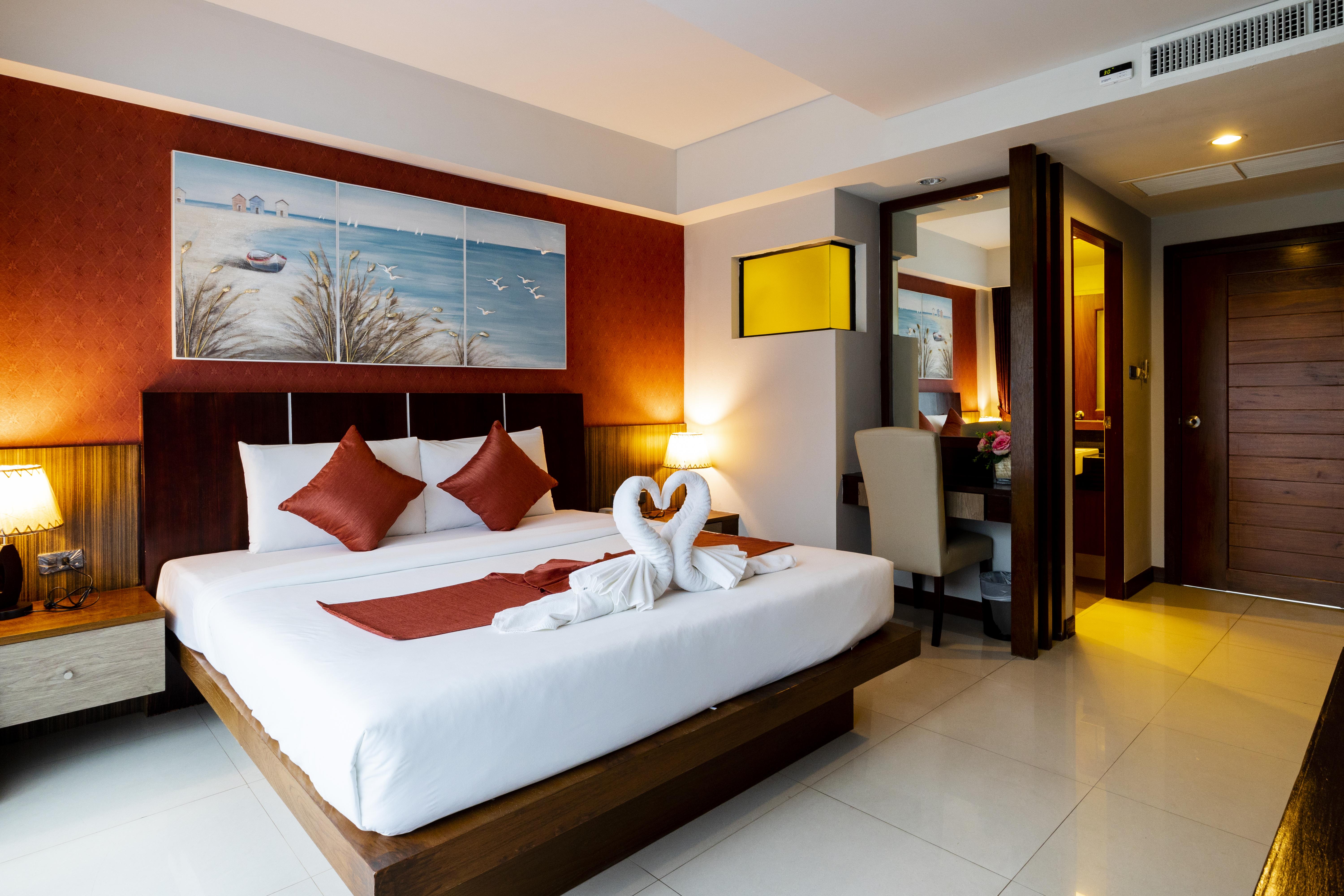Di Pantai Boutique Beach Resort Patong Extérieur photo