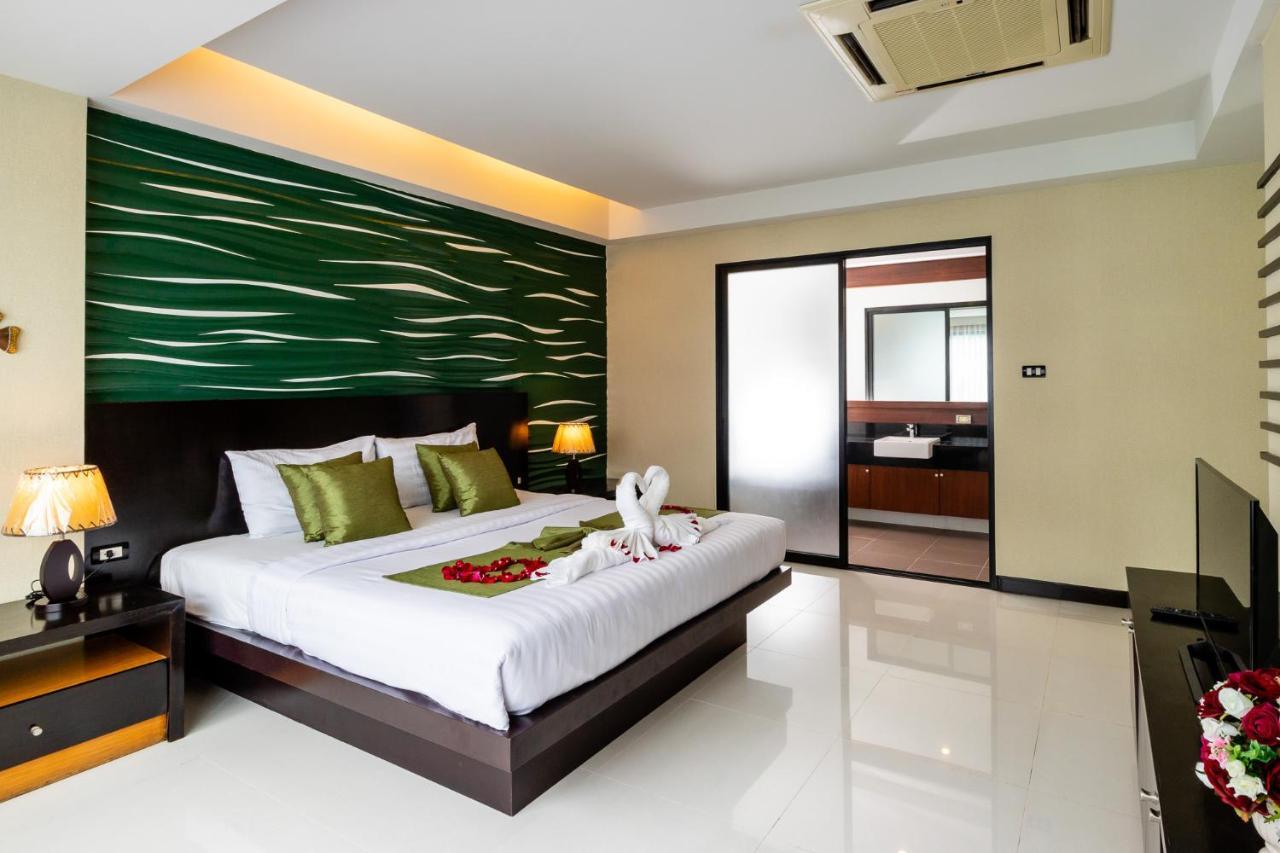Di Pantai Boutique Beach Resort Patong Extérieur photo