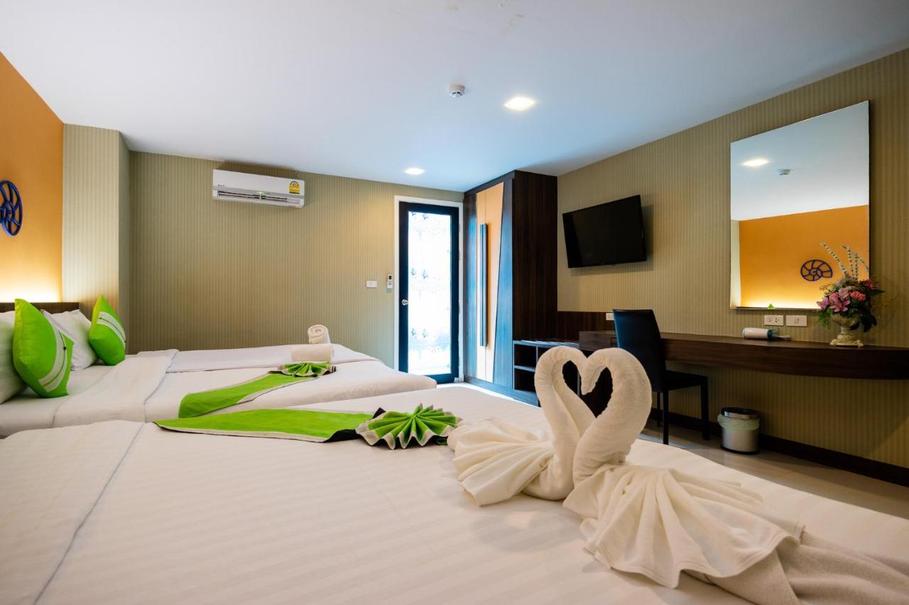 Di Pantai Boutique Beach Resort Patong Extérieur photo